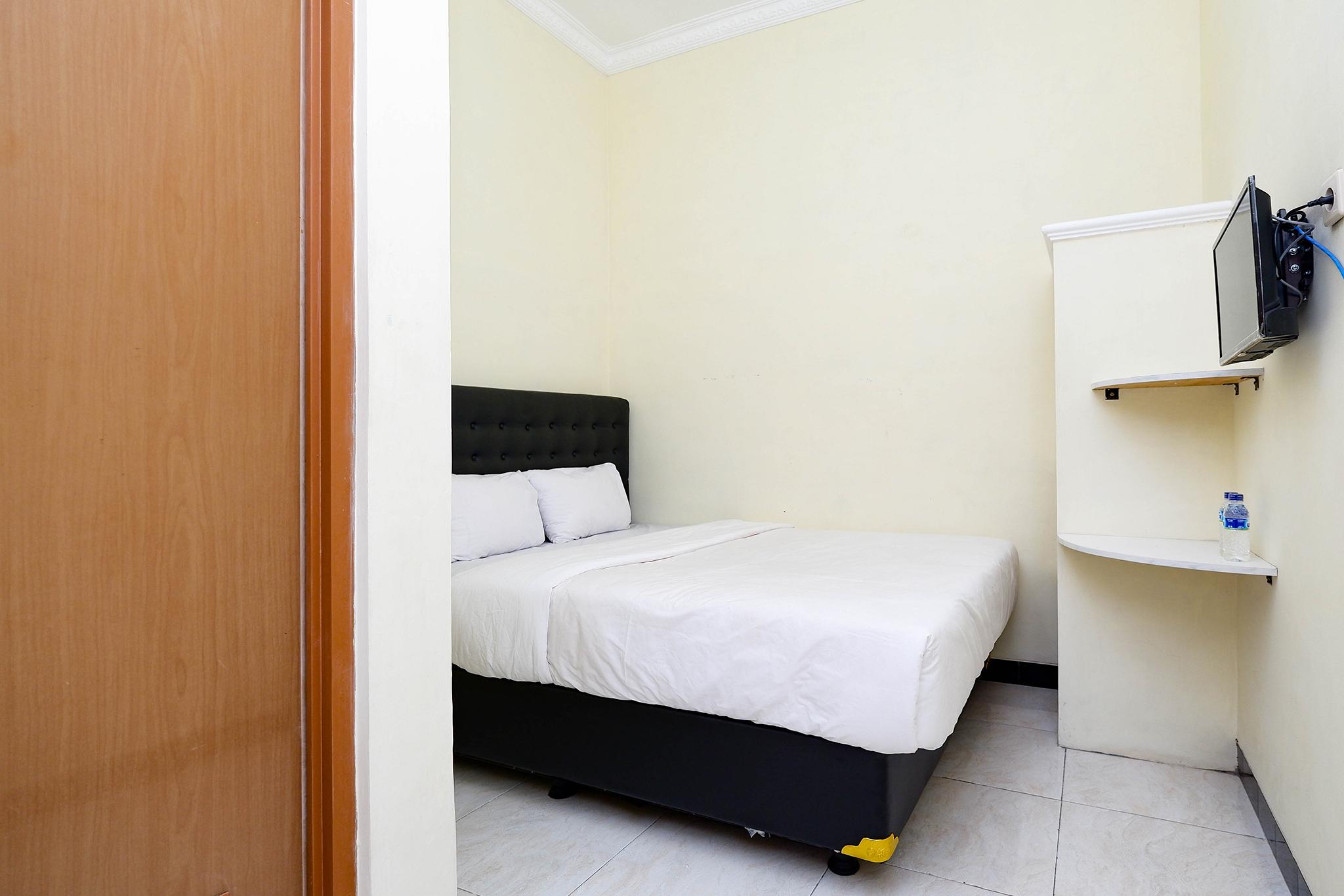 Super Oyo Capital O 2258 Santana Syariah Guest House Kartosuro Ngoại thất bức ảnh
